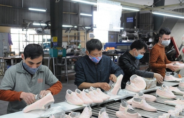 Báo cáo đầu tư – Chuỗi cung ứng ngành da giày Việt Nam “Hiện trạng và xu hướng phân bổ chuỗi cung ứng đầu tư ngành da giày” Quý 2/2022